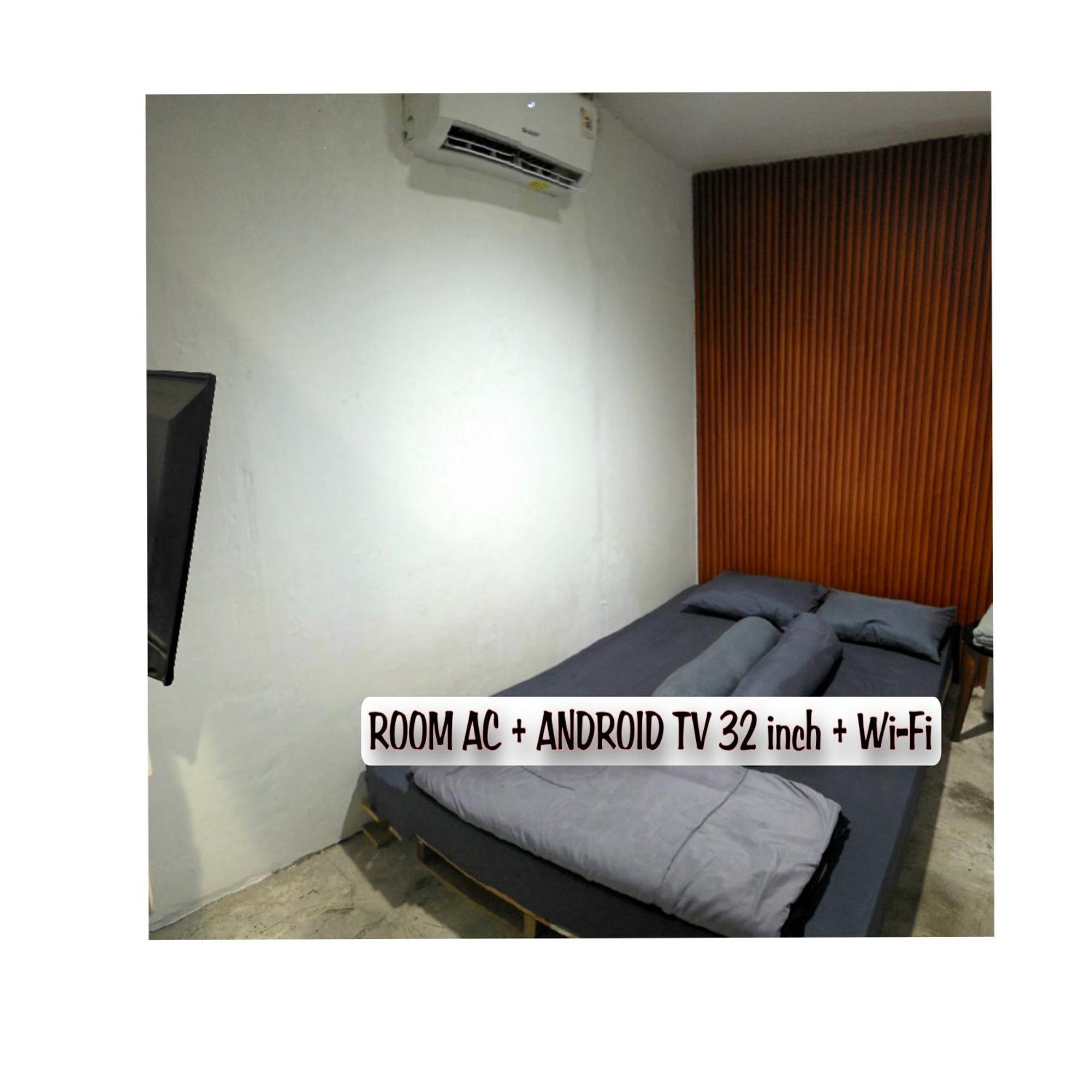 Cilacap Guest House Exterior foto